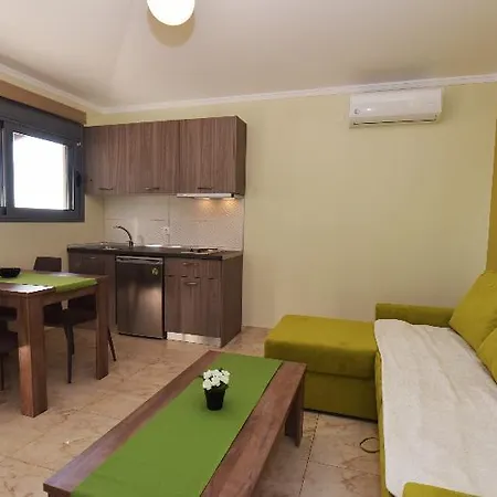 Esperanza Villas * Flogita